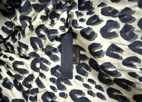 Осенний пуховик Louis Vuitton