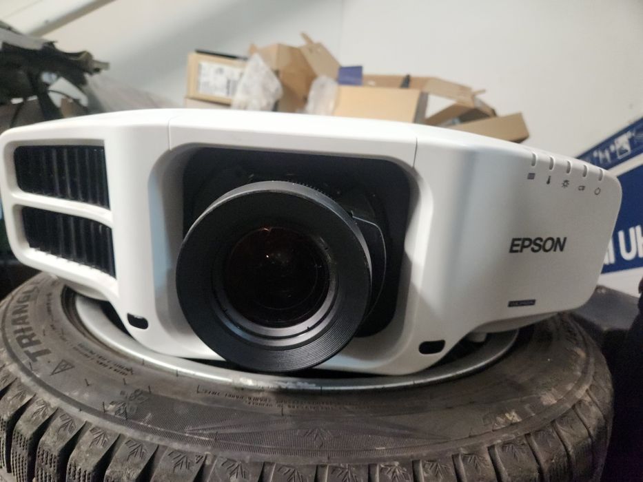 Проектор epson Отличное состояние