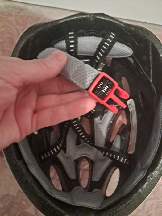 Шлем детский  или спортивный