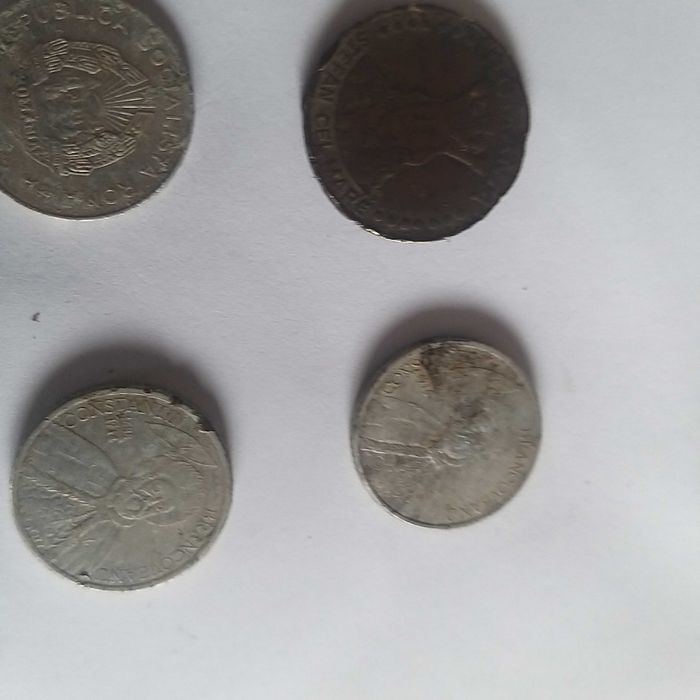 Bancnota 100 lei Nicolae Bălcescu si 6 monede