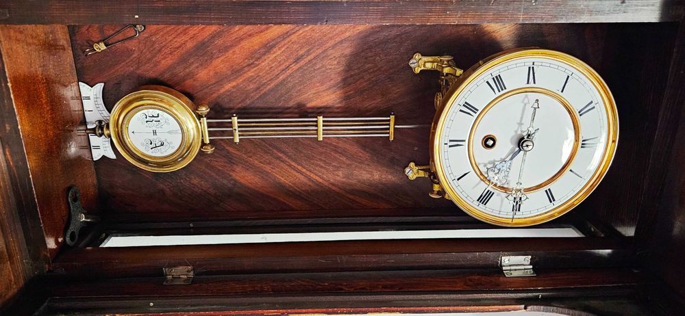 Ceas de perete cu pendula - mut