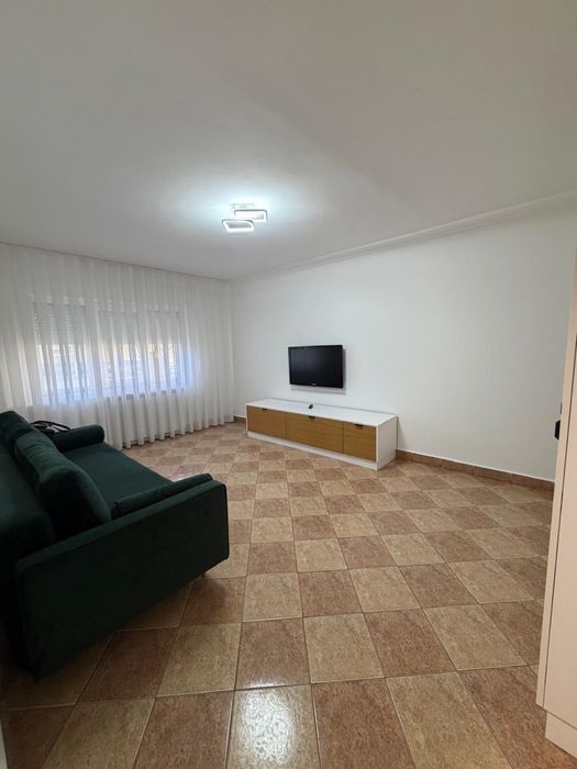Inchiriez apartament 3 camere tip AN zona vis a vis Dorbob