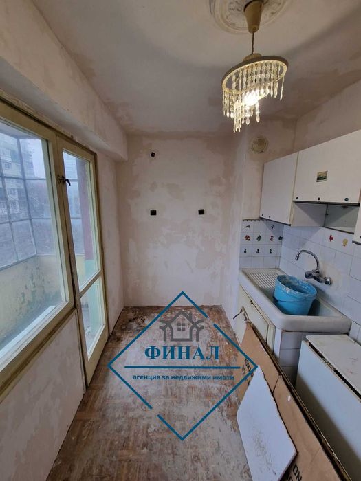Продава се Двустаен апартамент в Шумен, Тракия - 59 кв.м за 1150 €/кв.м - Снимка #3