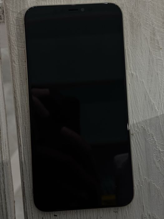 Айфон 11 про мах продам