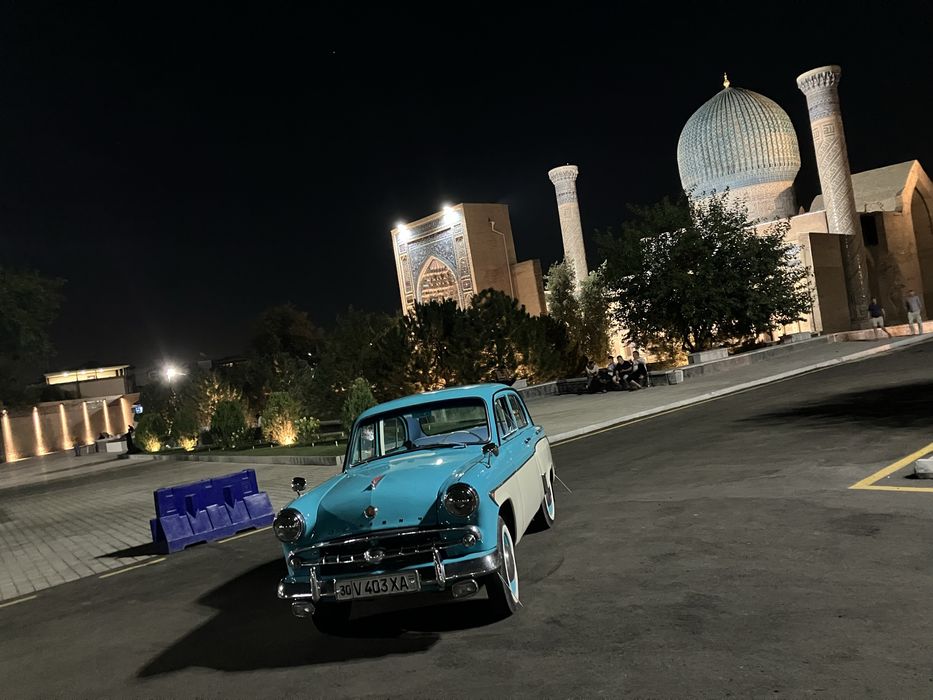 Москвич 407 с куча новоротами