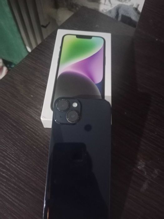 Продам iPhone 14