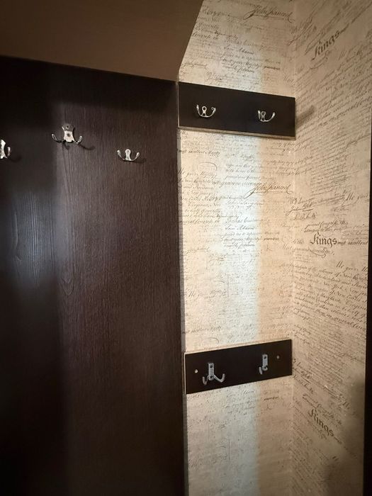 Продам   прихожую