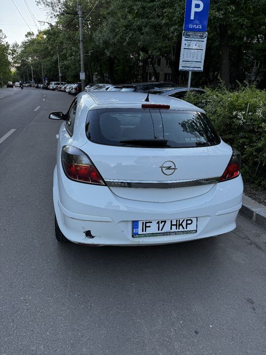 Opel Astra H  GTC. 1.9 CDTI