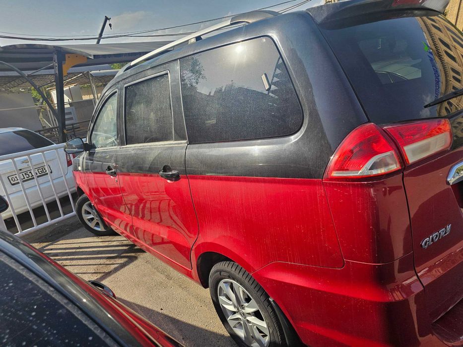 Продаётся Dongfeng Glory 330S