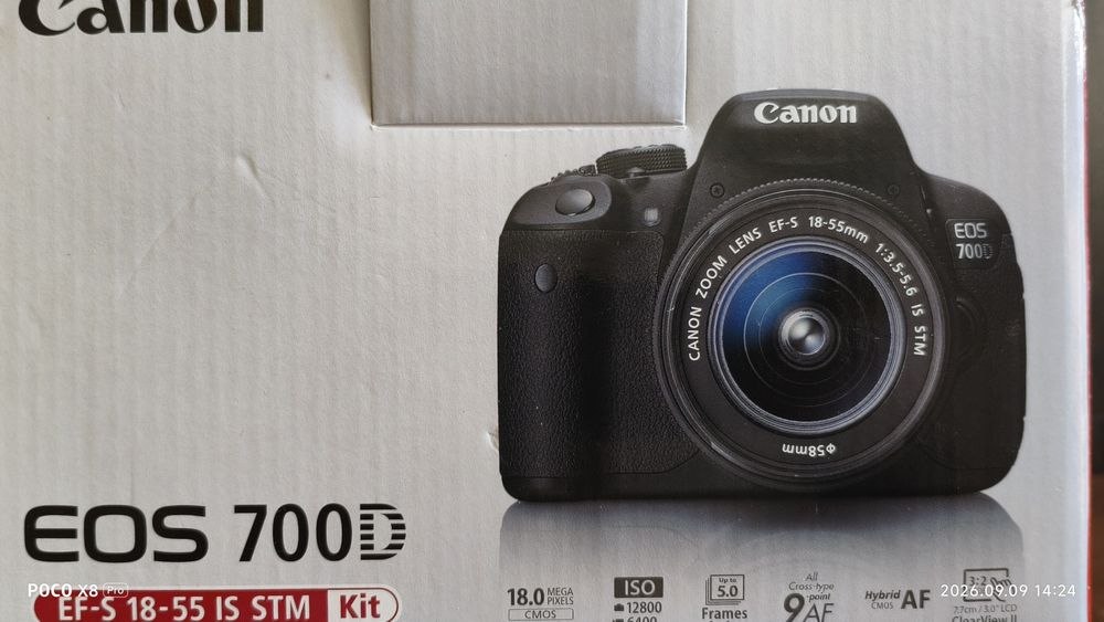 Фотоапарат Canon eos 700d