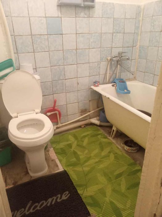 Дом сатылады 21мкр 20дом 5кв. 2болме бахасы келисимли