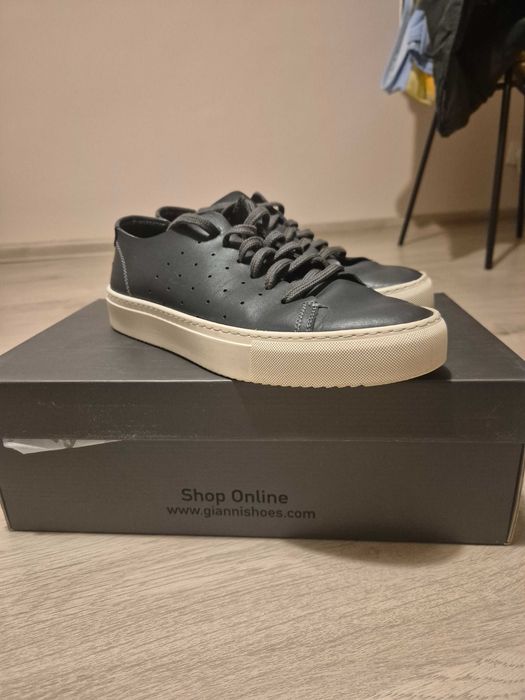 Обувки Gianni от естествена кожа