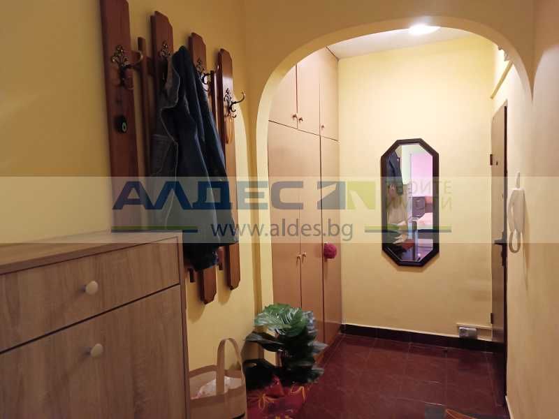 Дава се под наем Едностаен апартамент в София, Левски В - 49 кв.м за 357 € - Снимка #9