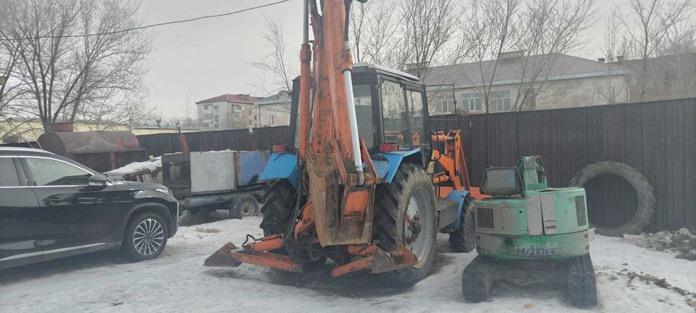 Услуга Экскаватор-погрузчик на базе МТЗ 82.1 (с оператором)