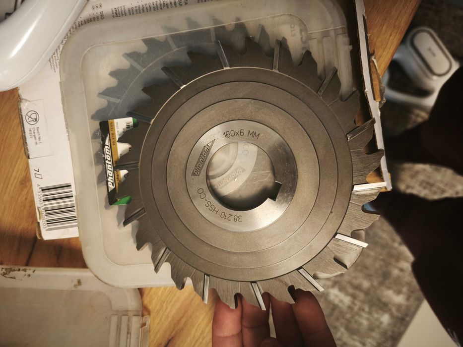 Phantom 160x5 și 160x6 pentru CNC