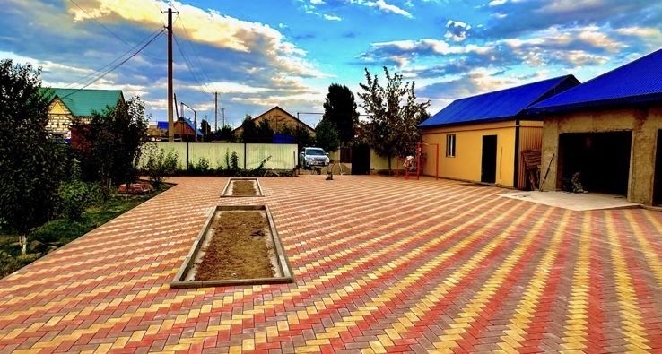 Укладка тротуарной плитки