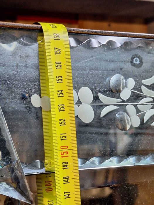 Vand oglinda venetiana in stare buna