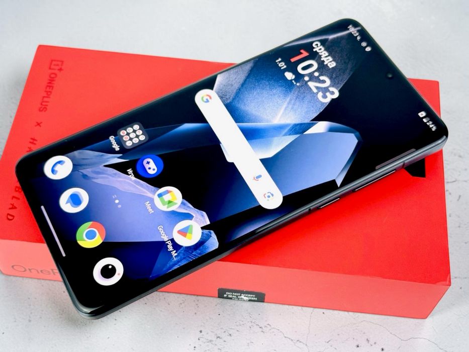 OnePlus 13 5G 256GB 16RAM Black Eclipse Перфектен!Гаранция!