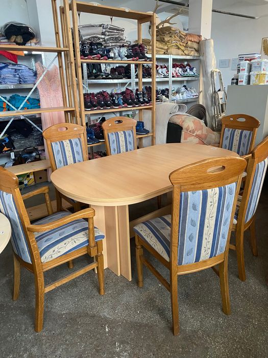 Mobila  frumoasa din lemn masiv