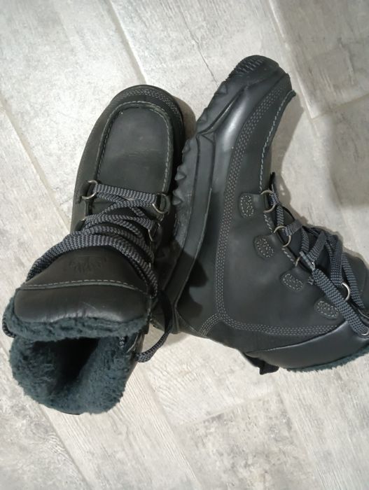 Ghete timberland  piele  nr 42