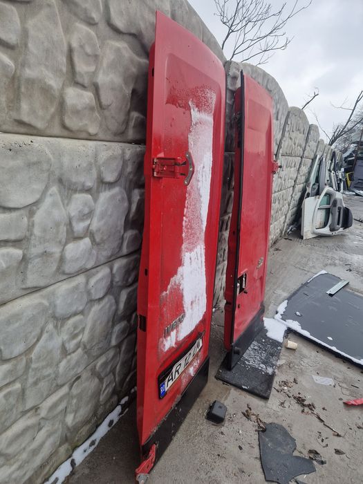 Usi spate iveco daily