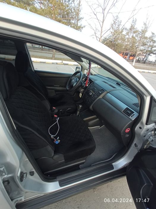 Продам Nissan Tiida