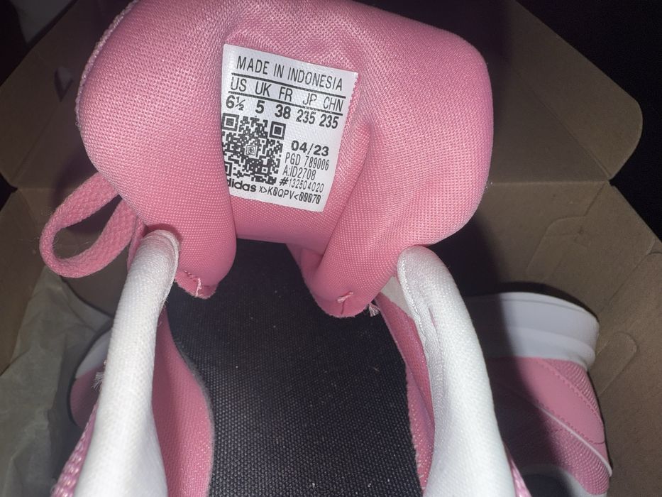 Маратонки Adidas / розови / 38 номер