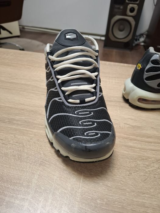 Продавам Nike Air Max Plus