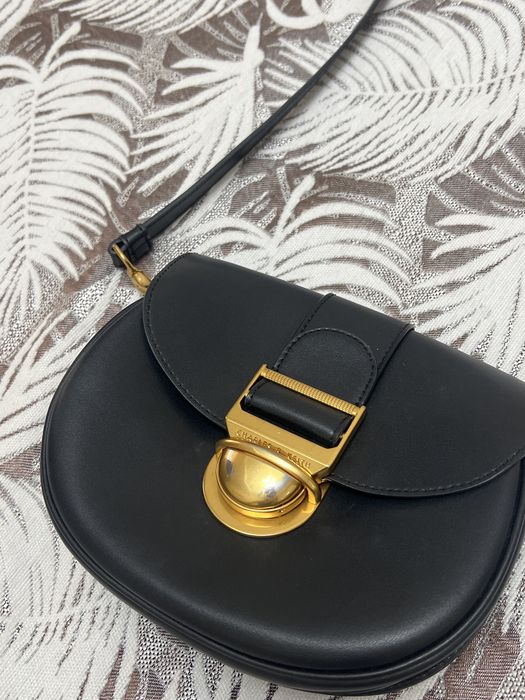 Сумка Charles & Keith