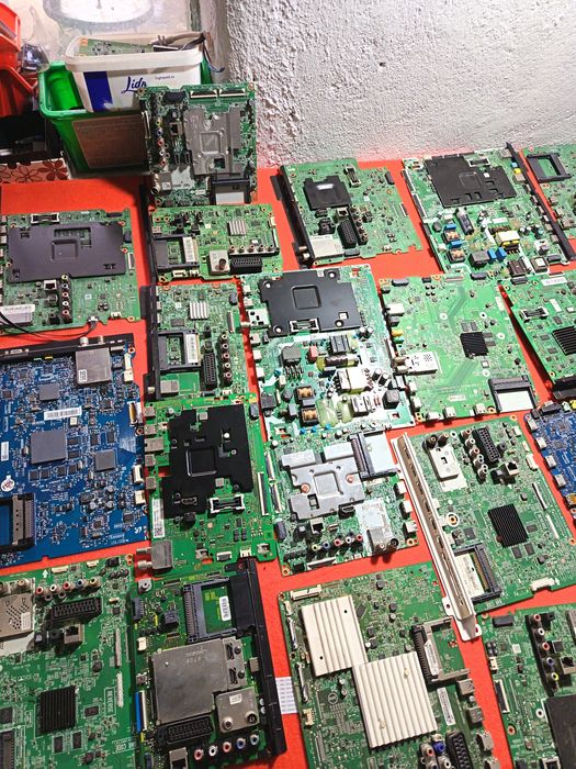 Vând placi baza la angro 20 lei buc