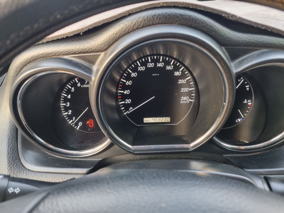 Кроссовер Lexus RX 300