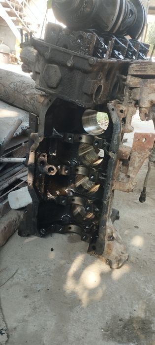 406 вал сотилади