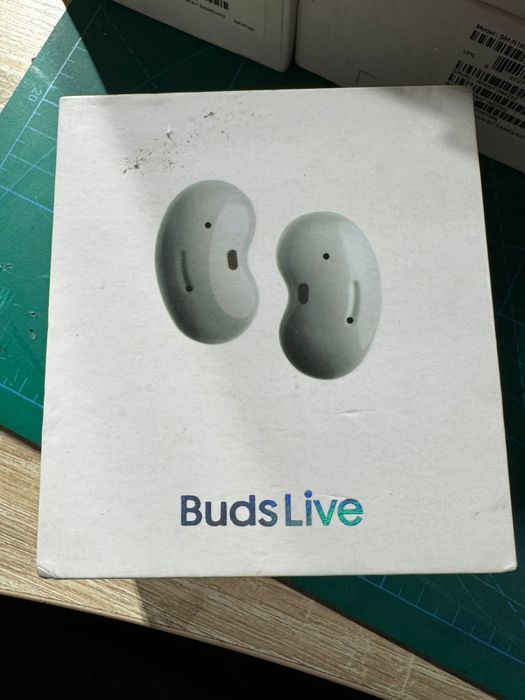 Продам беспроводные наушники