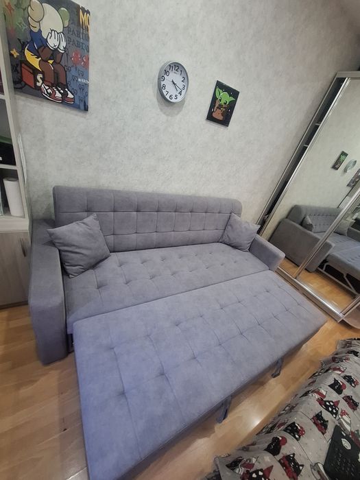Продаю большой диван