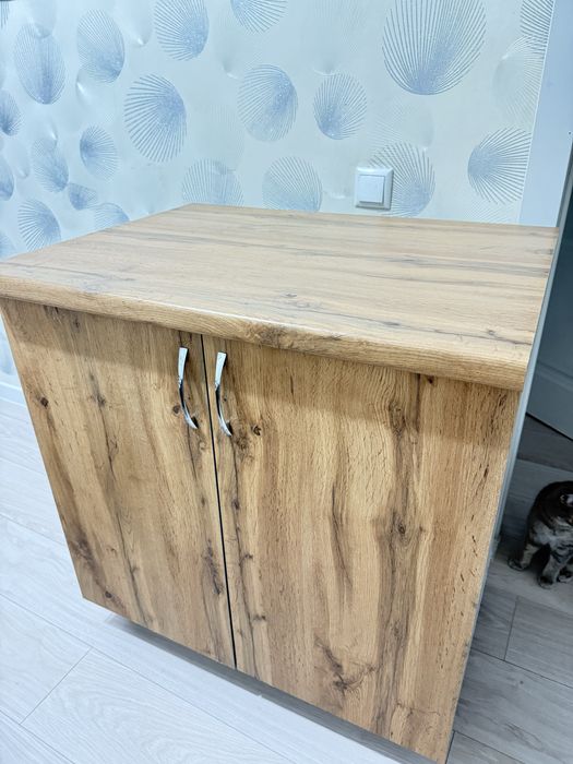 Продаю кухонный шкаф со столешницей