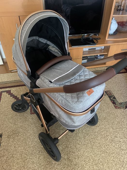 Детская коляска