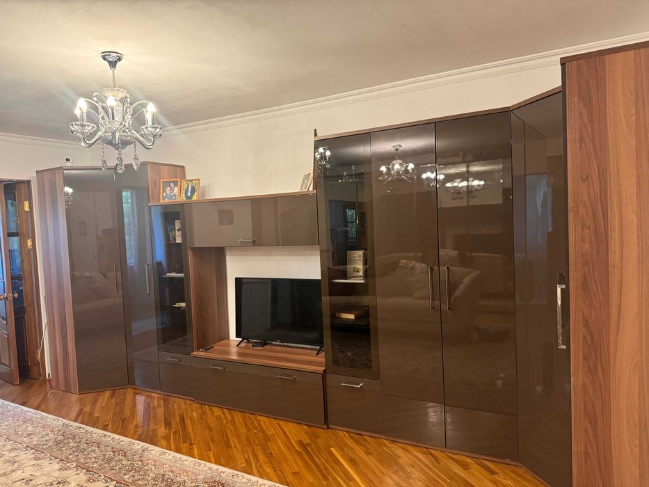 Продаётся гостинный комплект!