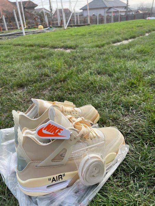 Vând Jordan retro 4 X off white