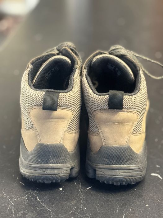 Туристически обувки CLARKS GORE TEX