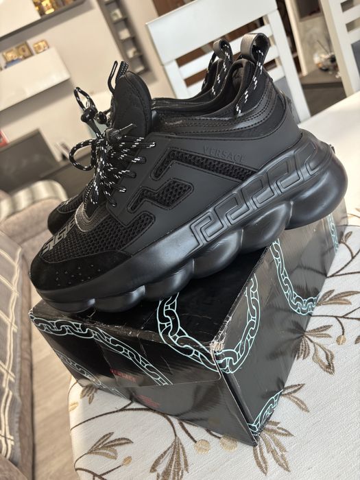 versace chain reaction