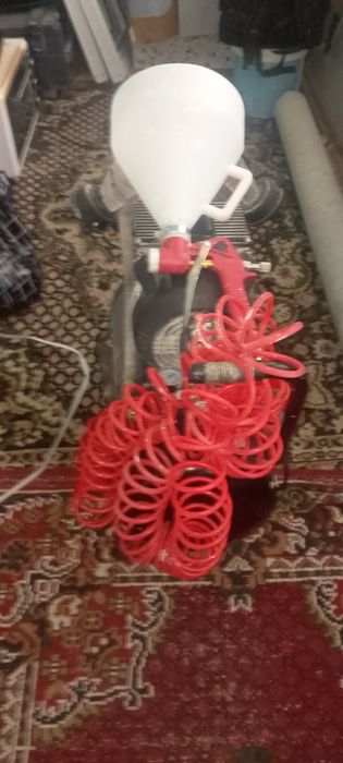 EPA firma kamperisser ikki porshenli ishlashi yaxshi holi yangi