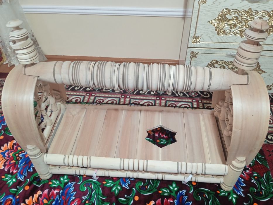 Gavora.  Nav. Beshik yangi sotiladi