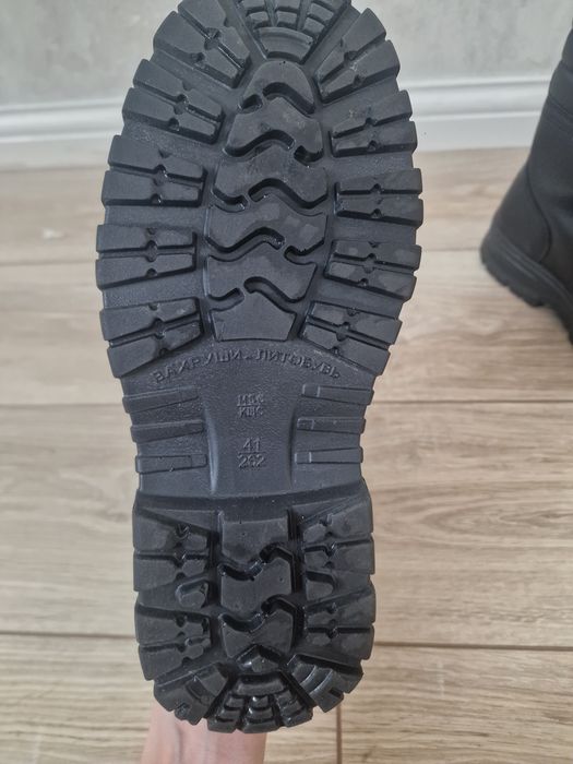 Пррдам новые берцы