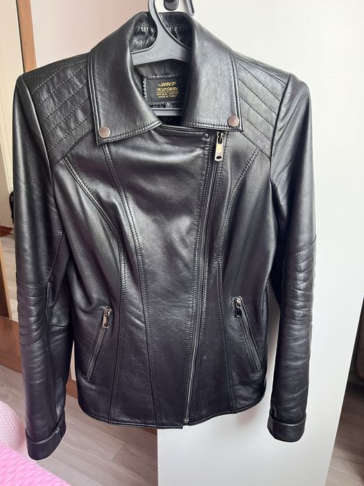 Продам кожанную куртку кожанка