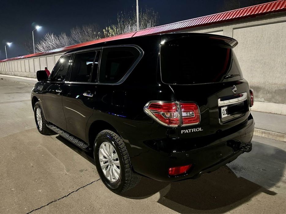 Продается Nissan patrol 2019 года пробег 89.000 4литровый