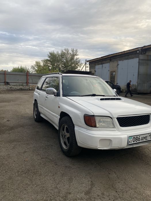 Subaru forester sf5