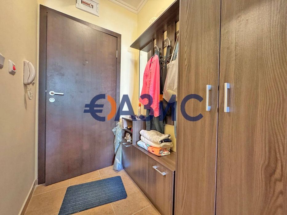 Продава се Едностаен апартамент в к.к. Елените - 25 кв.м за 1420 €/кв.м - Снимка #3