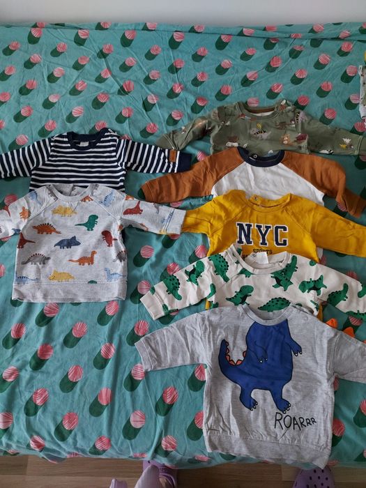 Vând lot haine mărime 62-74 majoritatea H&M