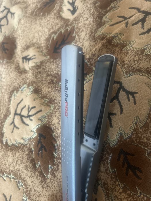 Утюжок «Babyliss Pro»