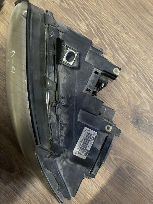 Ляв фар за Audi A4 B6/ Ауди А4 Б6 2003г